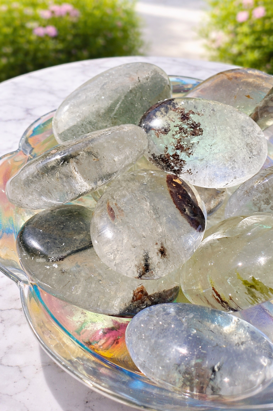 Natural Garden Quartz Phantom Lodolite Crystal Energy Palm Stones 8oz Lot